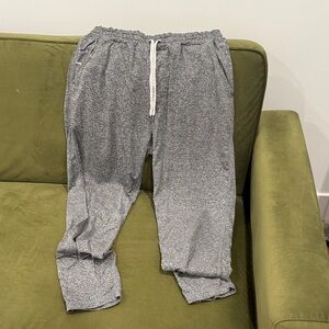 Vuori Heather Gray Joggers